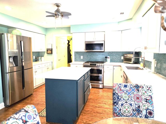 8136 Chardonnay Lane, Fort Wayne, IN 46804