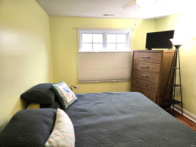 8136 Chardonnay Lane, Fort Wayne, IN 46804