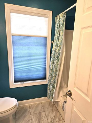 8136 Chardonnay Lane, Fort Wayne, IN 46804