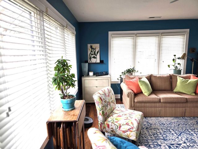 8136 Chardonnay Lane, Fort Wayne, IN 46804