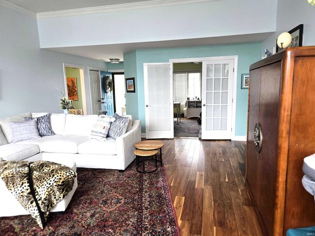 8136 Chardonnay Lane, Fort Wayne, IN 46804