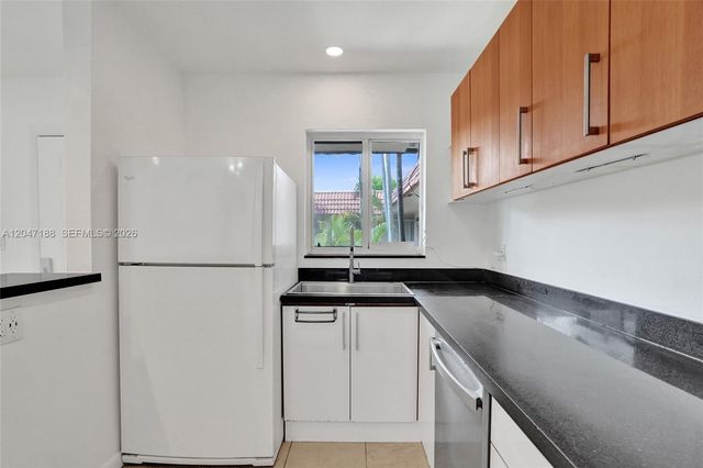 3050 NE 5th Terrace 13, Wilton Manors, FL 33334