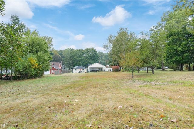 1649 Betz Drive, Akron, OH 44306