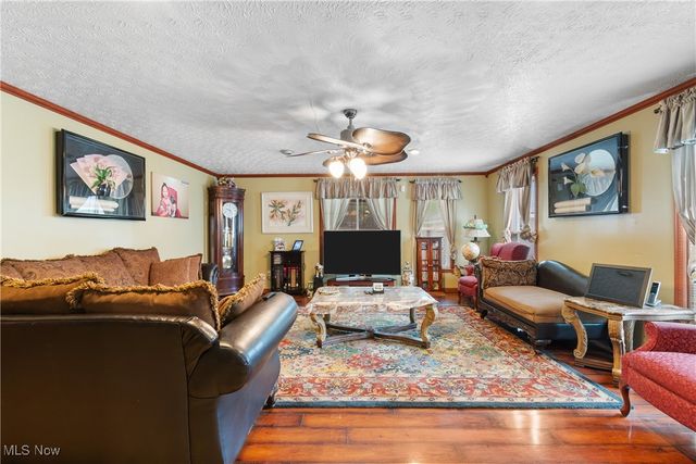 1649 Betz Drive, Akron, OH 44306