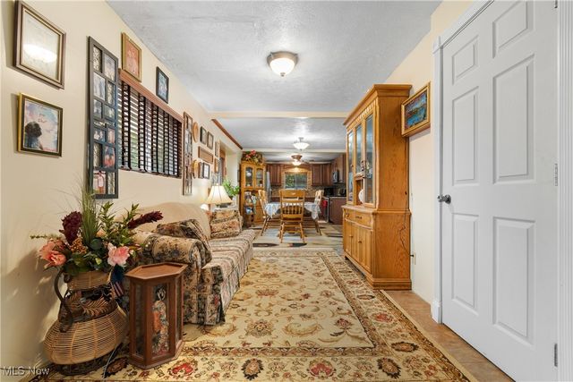 1649 Betz Drive, Akron, OH 44306