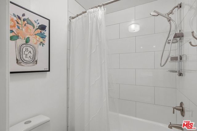 1940 N Highland Avenue 21, Los Angeles, CA 90068