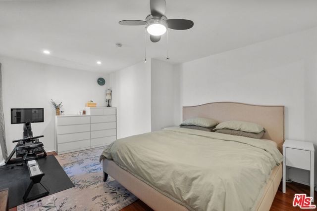 1940 N Highland Avenue 21, Los Angeles, CA 90068