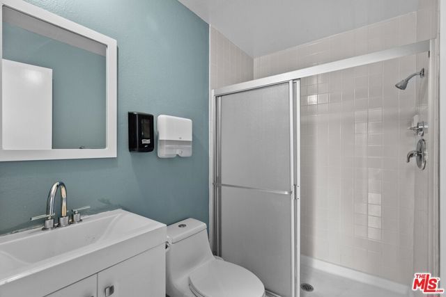 1940 N Highland Avenue 21, Los Angeles, CA 90068