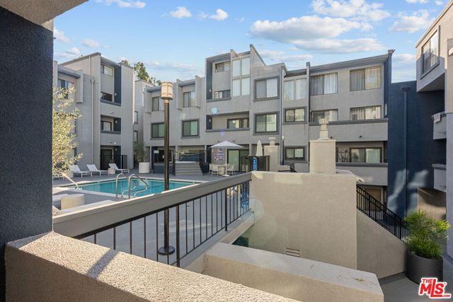1940 N Highland Avenue 21, Los Angeles, CA 90068