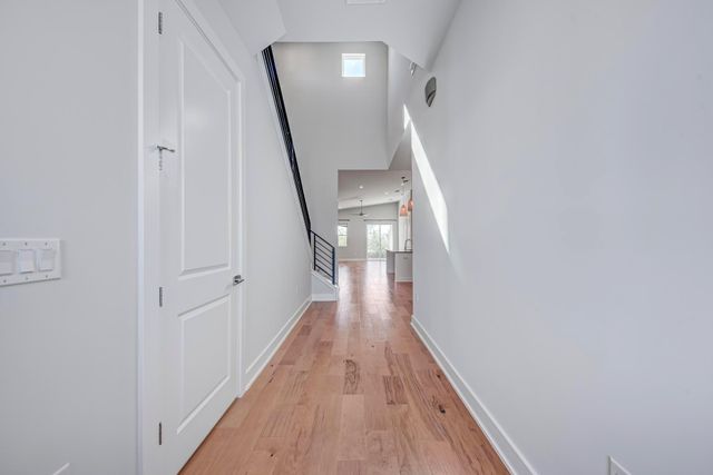 6401 Keegans DR, Austin, TX 78724