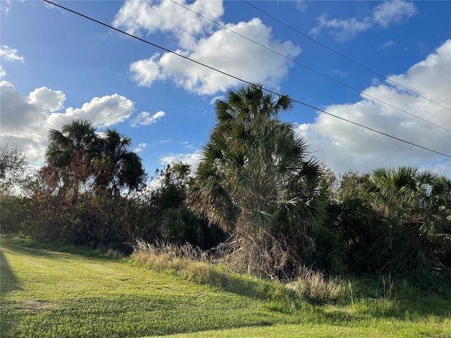 4194 YUCATAN CIRCLE, Port Charlotte, FL 33948