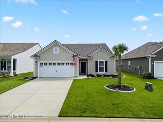 195 Hawks Run Drive, Calabash, NC 28467