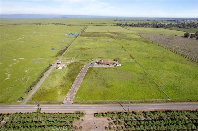 6922 G Street, Merced, CA 95340