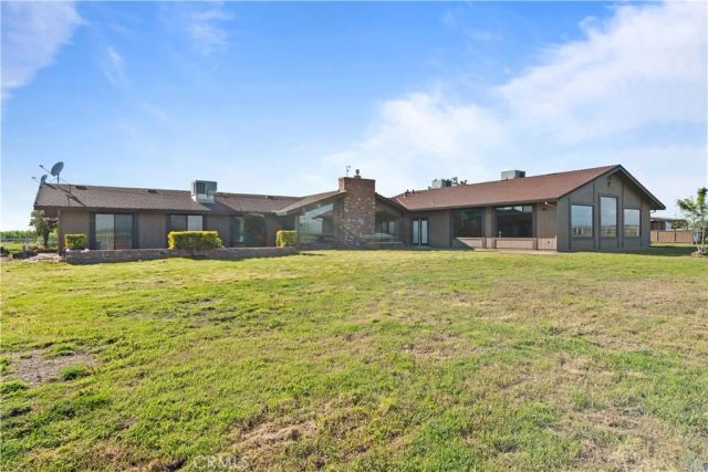 6922 G Street, Merced, CA 95340