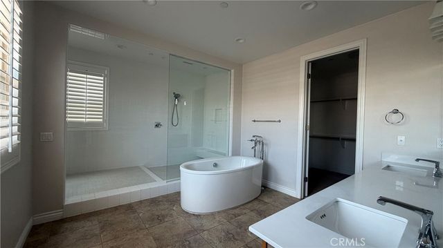61 Dunmore, Irvine, CA 92620
