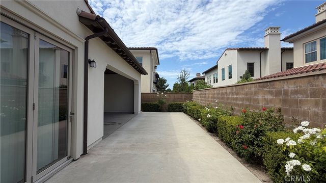 61 Dunmore, Irvine, CA 92620