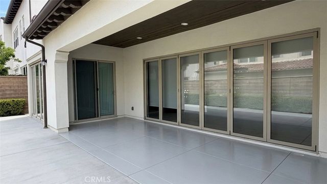 61 Dunmore, Irvine, CA 92620