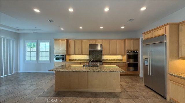 61 Dunmore, Irvine, CA 92620