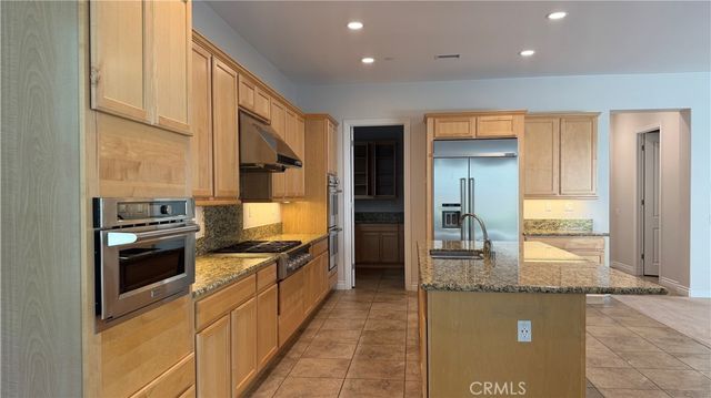 61 Dunmore, Irvine, CA 92620