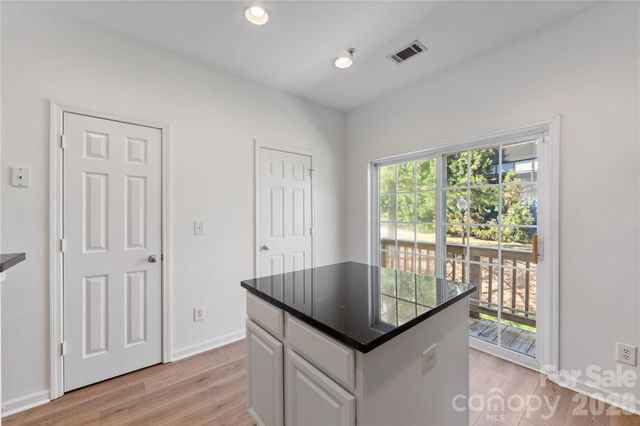 1127 Ilana Court, Charlotte, NC 28204