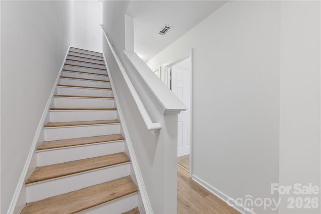 1127 Ilana Court, Charlotte, NC 28204