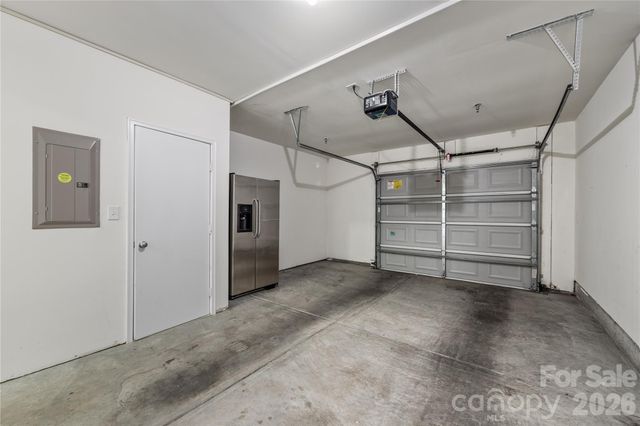 1127 Ilana Court, Charlotte, NC 28204