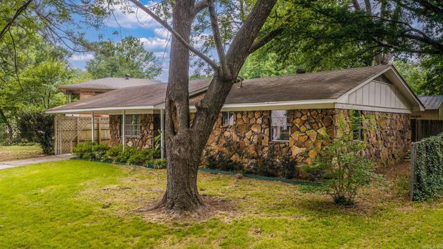 11 Stagecoach Road, Conway, AR 72034