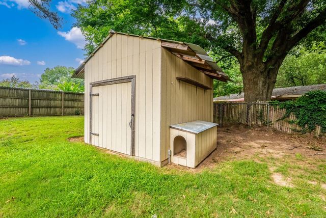 11 Stagecoach Road, Conway, AR 72034
