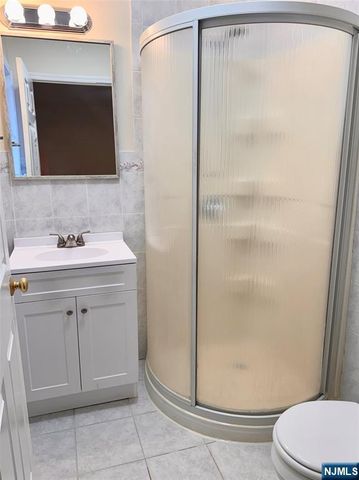 57 Franklin Street 2nd floor, Elmwood Park, NJ 07407