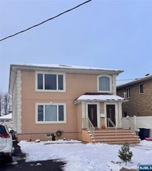 57 Franklin Street 2nd floor, Elmwood Park, NJ 07407