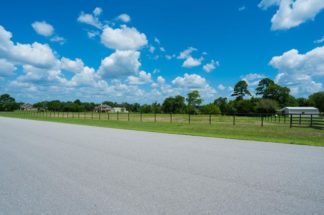 00 Canyon Run Boulevard, Huntsville, TX 77320