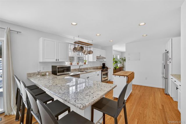 305 Rockwood Court, Yorktown Heights, NY 10598