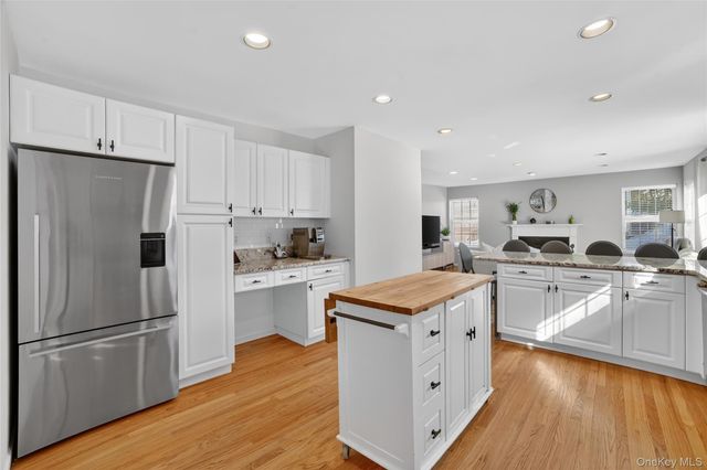 305 Rockwood Court, Yorktown Heights, NY 10598