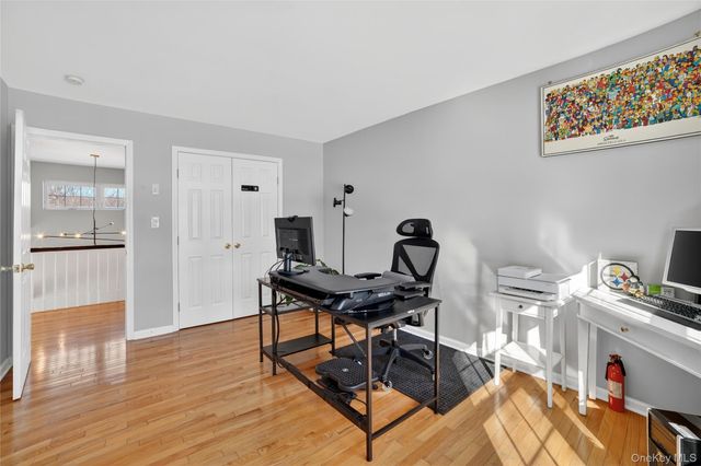 305 Rockwood Court, Yorktown Heights, NY 10598