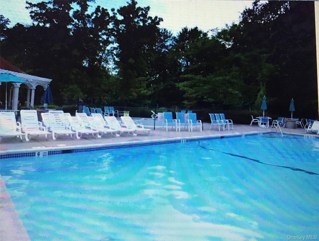 305 Rockwood Court, Yorktown Heights, NY 10598