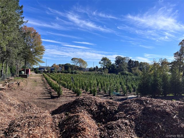 17525 County Road 48, Cutchogue, NY 11935