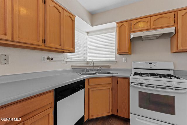 11823 Stone Castle Drive, El Paso, TX 79936