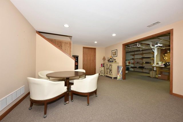 5458 Wild Cherry CIRCLE, Greendale, WI 53129