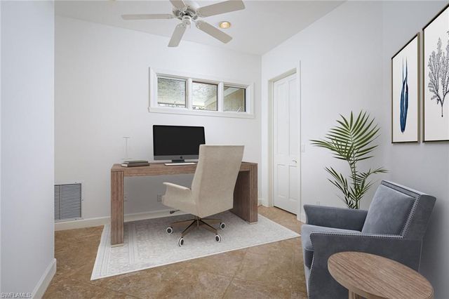 896 Barcarmil WAY, Naples, FL 34110