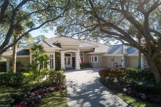 896 Barcarmil WAY, Naples, FL 34110