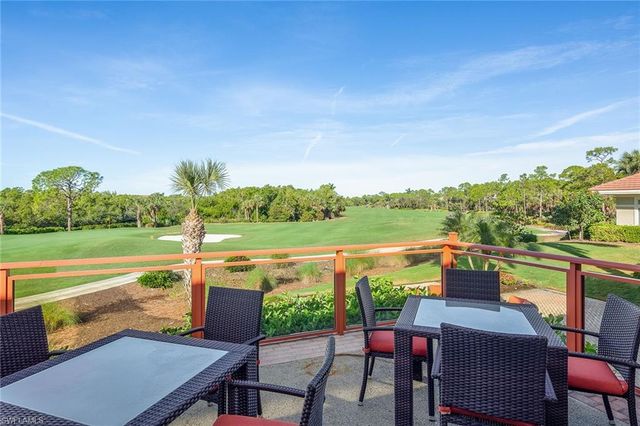 896 Barcarmil WAY, Naples, FL 34110