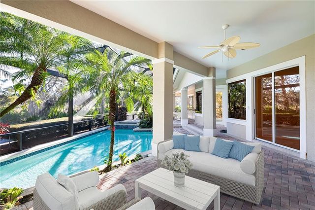 896 Barcarmil WAY, Naples, FL 34110