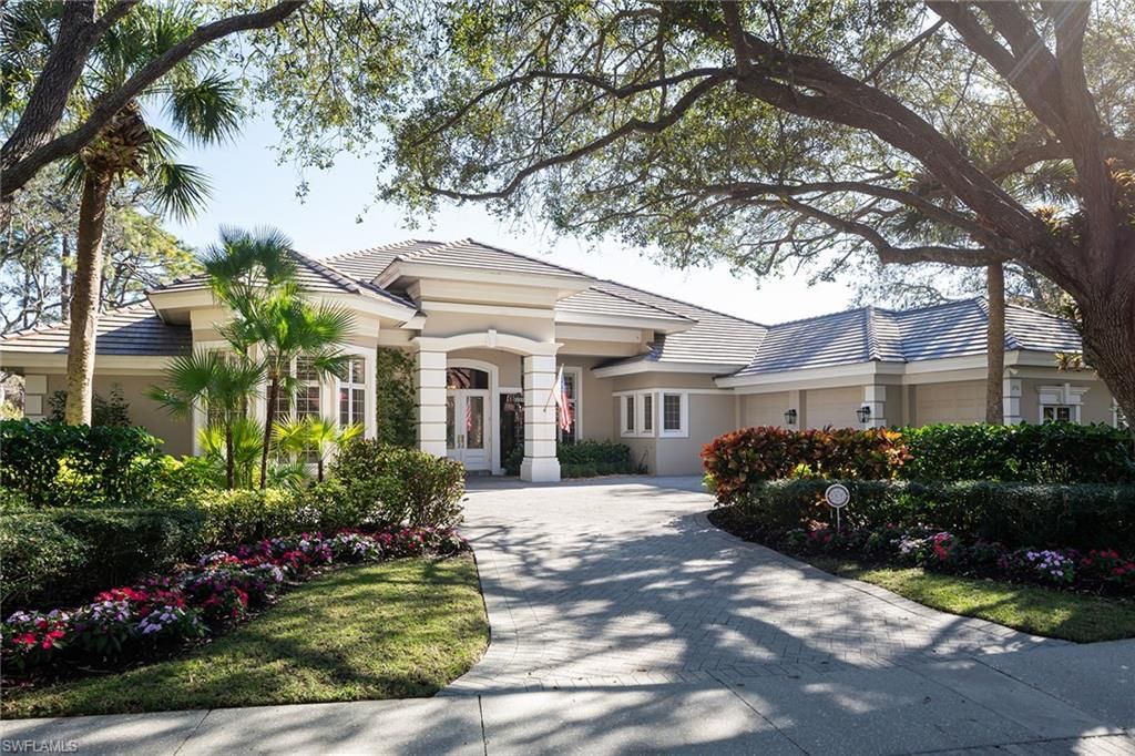 896 Barcarmil WAY, Naples, FL 34110