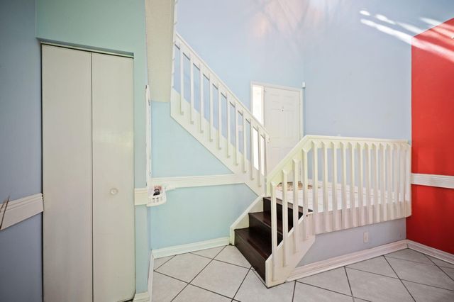 483 NW 87th Terrace, Coral Springs, FL 33071