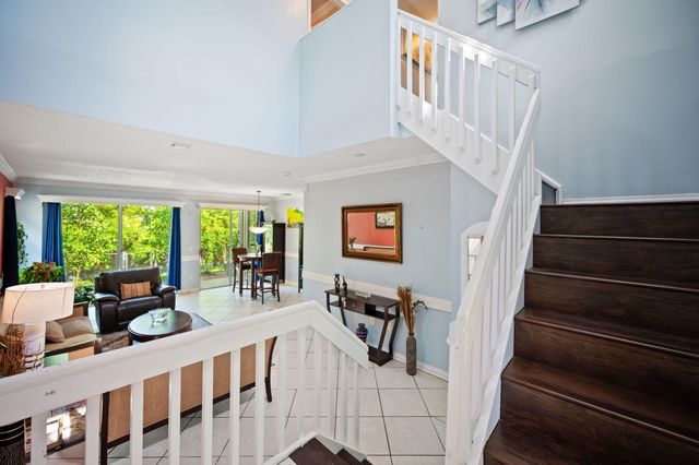 483 NW 87th Terrace, Coral Springs, FL 33071
