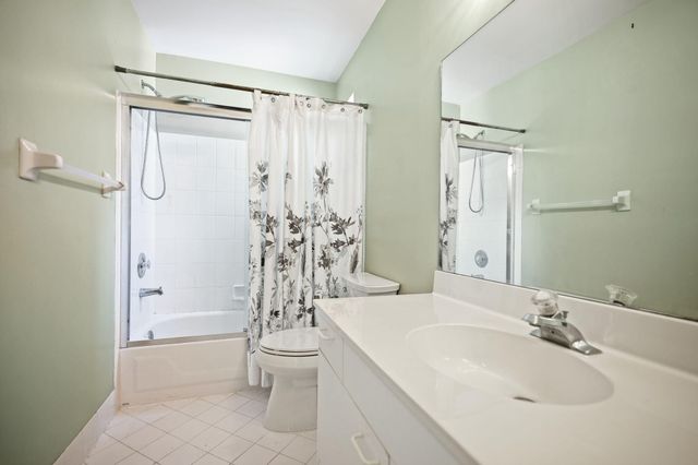 483 NW 87th Terrace, Coral Springs, FL 33071