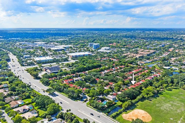 483 NW 87th Terrace, Coral Springs, FL 33071