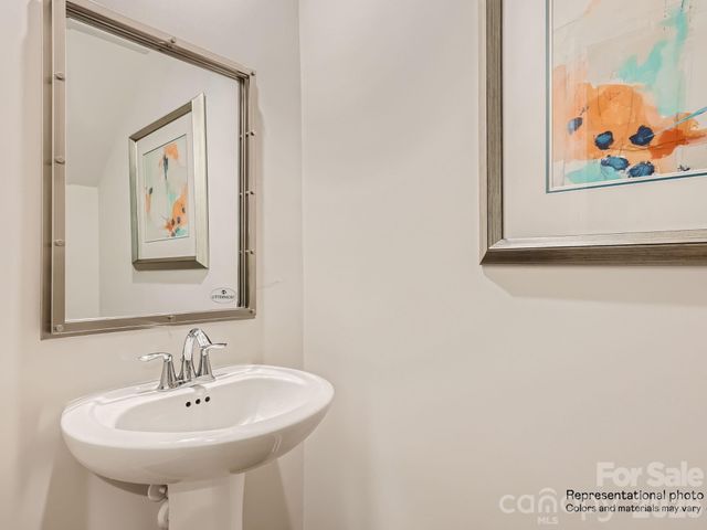 556 Sand Dunes Drive, Kannapolis, NC 28081