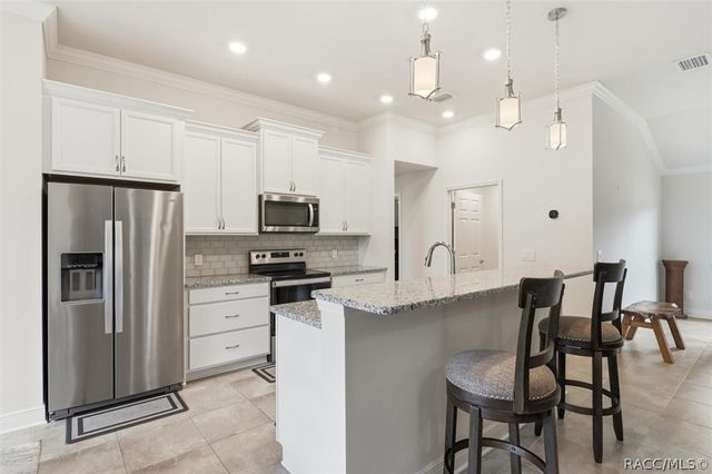 2834 N Canterbury Lake Drive, Hernando, FL 34442