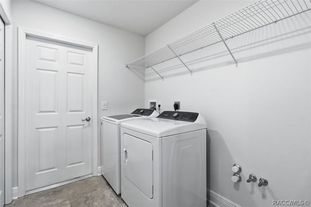 2834 N Canterbury Lake Drive, Hernando, FL 34442